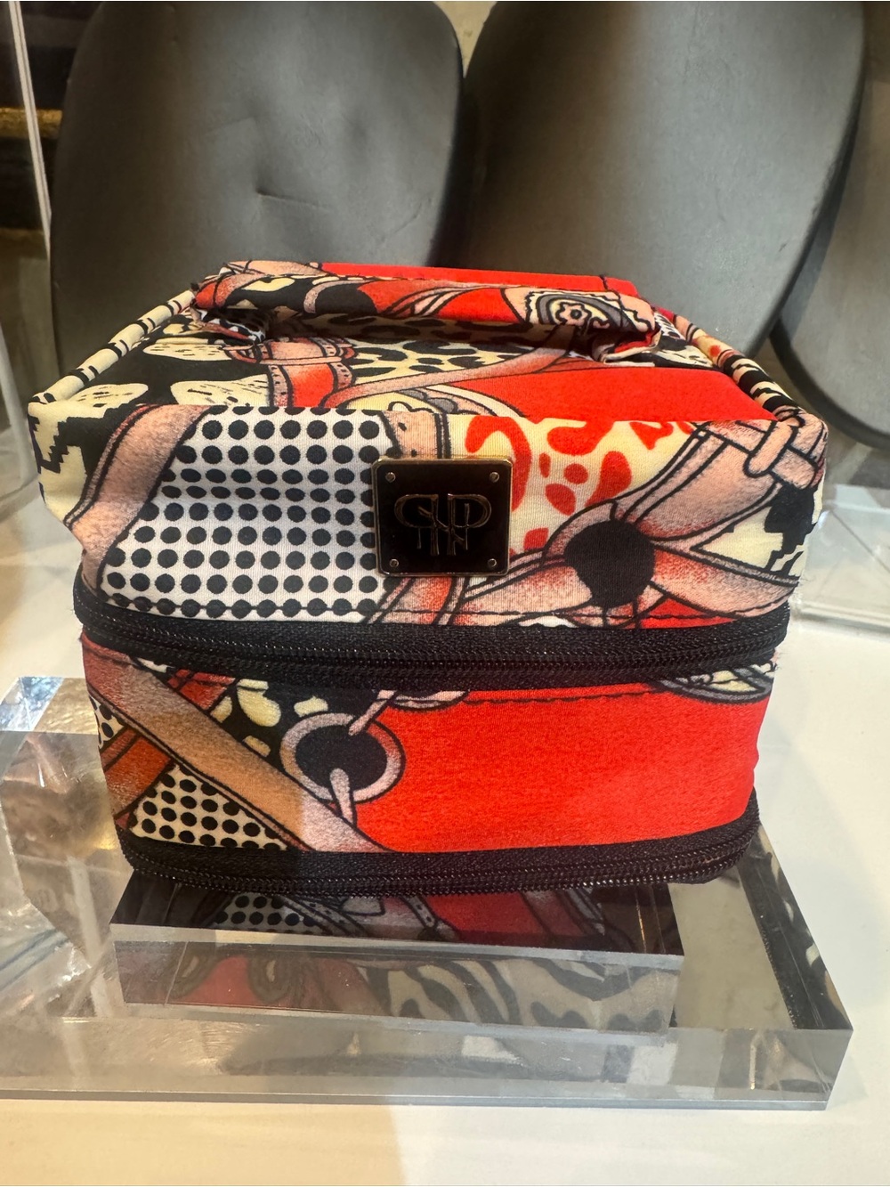 PurseN Graphic Red & Black Patterned Travel  Case Jewelry/Makeup